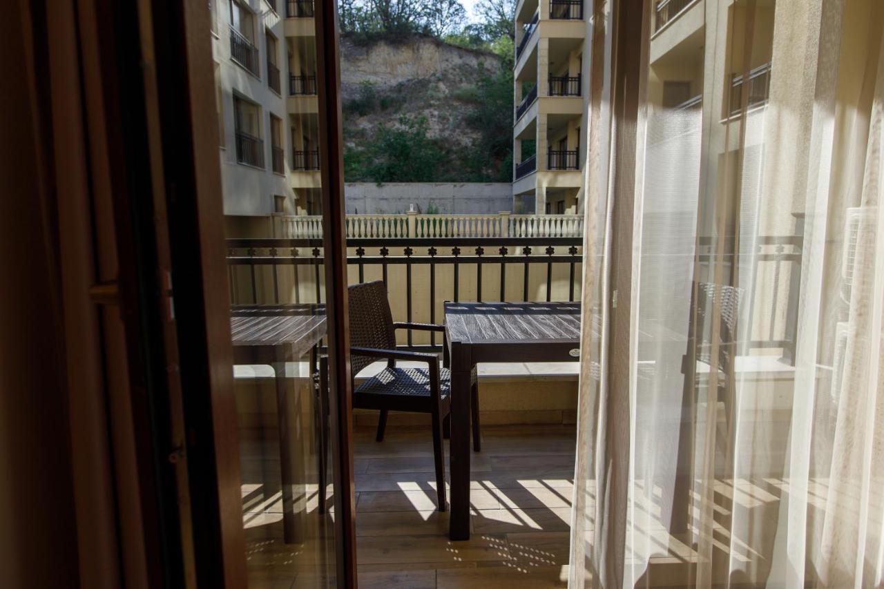 Private Apartments In Argisht Partez Golden Sands Bagian luar foto