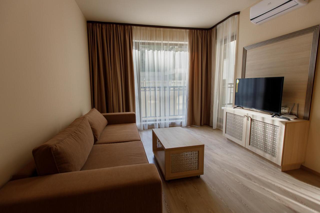 Private Apartments In Argisht Partez Golden Sands Bagian luar foto
